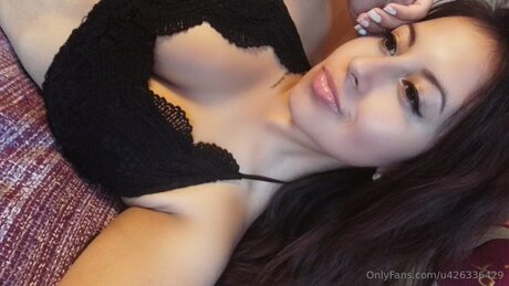 Alejandraa Aguilar onlyfans leaked.