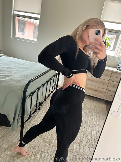 Mormonbarbiexx onlyfans nude