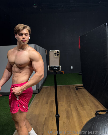 Aaronaesthetics porn onlyfans