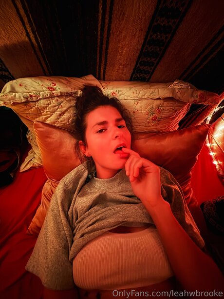 Leahwbrooke onlyfans xxx