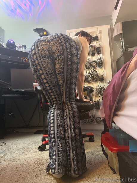 Tomboysuccubusfree only fans content