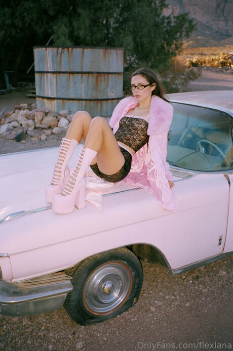 Flexlana naked onlyfans leak