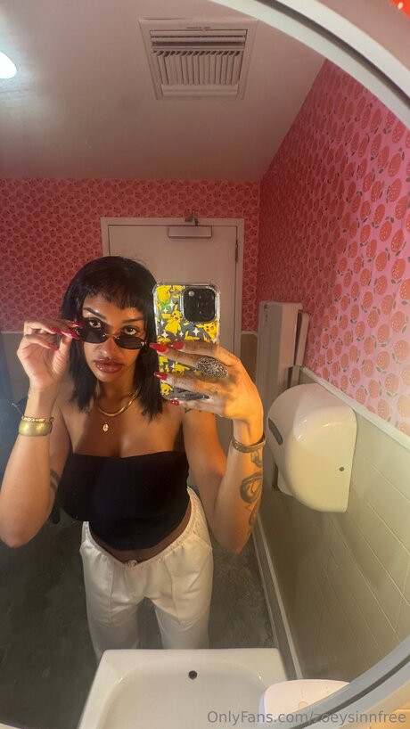 Zoeysinnfree onlyfans sextape