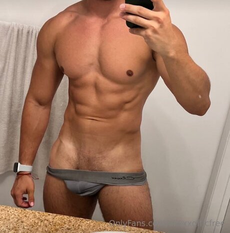 Elixxxofficfree only fans pic