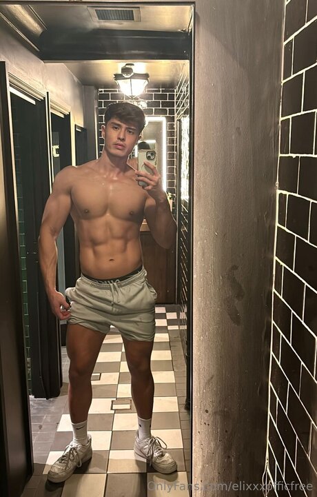 Elixxxofficfree leaked onlyfans photos