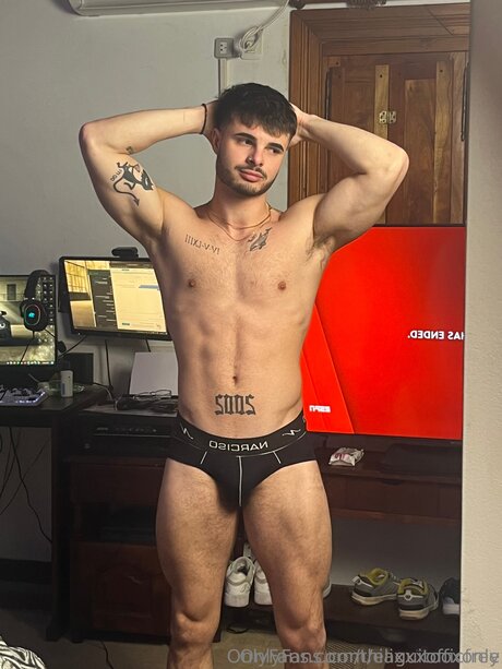 Elixxxofficfree onlyfans images