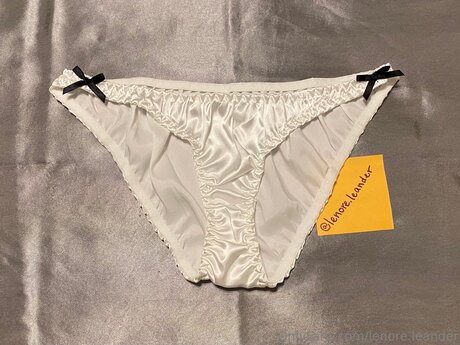 Lenore Leander strip onlyfans