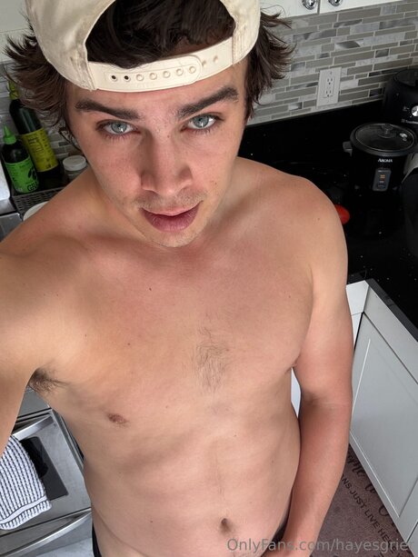 Hayesgrier naked only fans