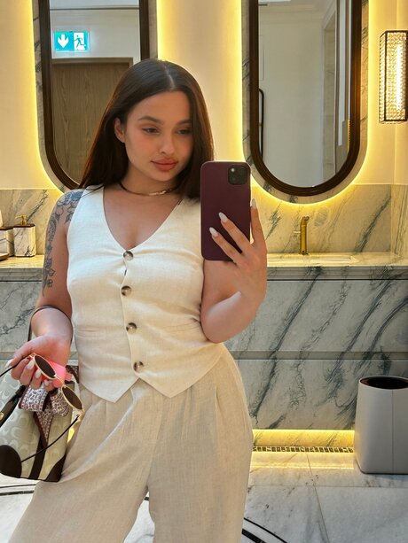 Little Princess Top onlyfans.