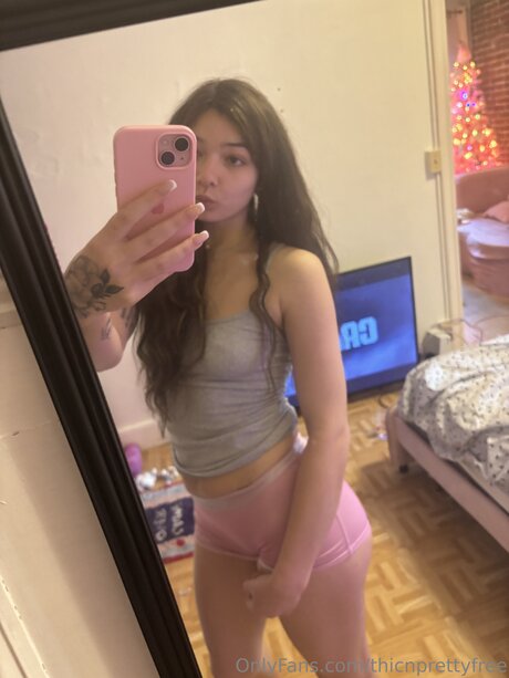 Thicnprettyfree onlyfans naked porn