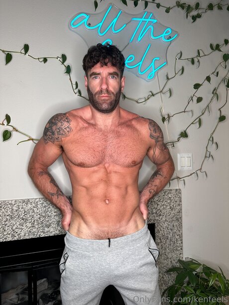 Kenfeels onlyfans images
