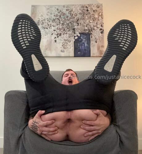 Justanicecock onlyfans model