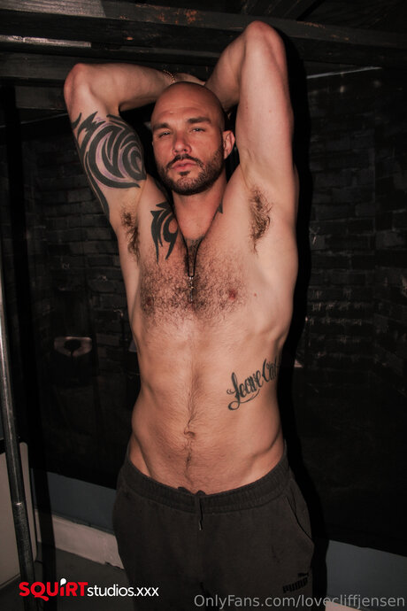 Lovecliffjensen onlyfans strip tease