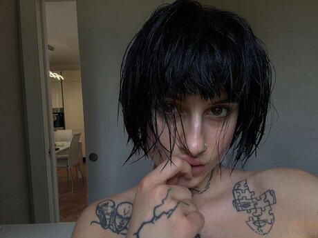 Sarah Heizel Profile pic