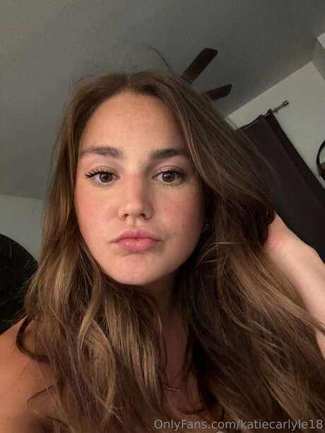 Katiecarlyle18 leaked onlyfans content