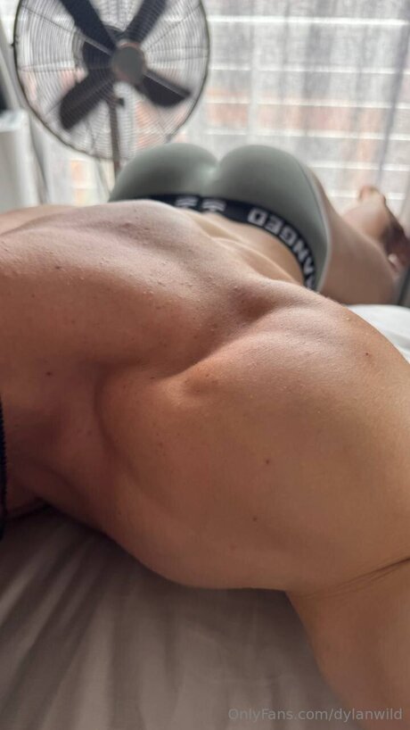 Dylanwild feet onlyfans
