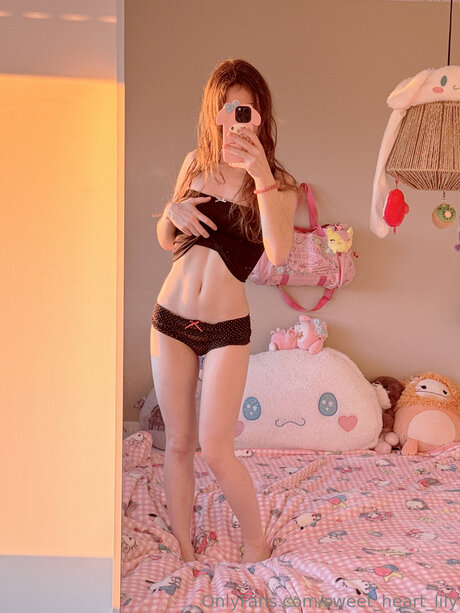 Sweet Heart Lily onlyfans model