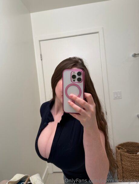 Jazminesinging onlyfans sexy