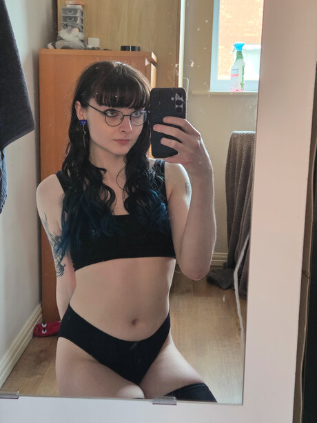 Lilychoccy onlyfans archive