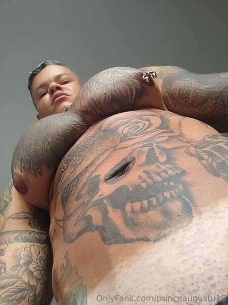 Princeaugustu18 onlyfans naked pics