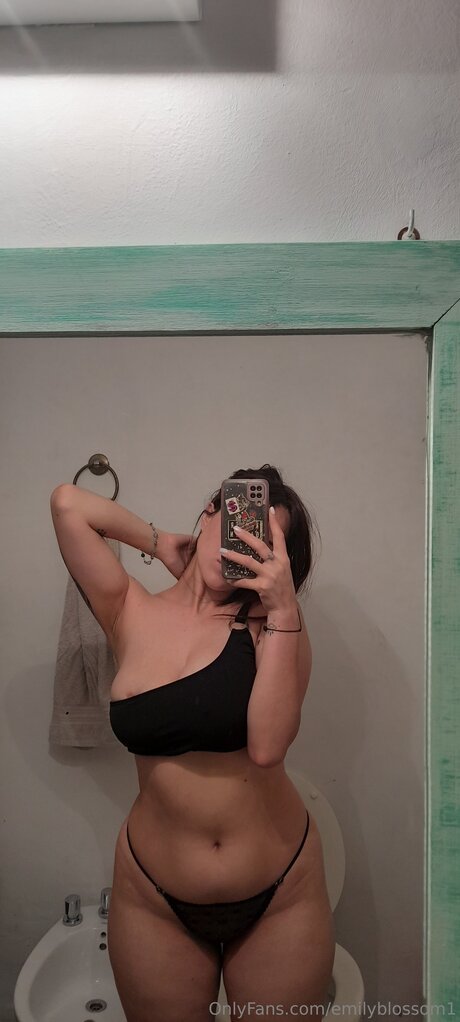 Emilyblossom1 only fans xxx