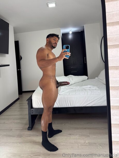 Manuoficial feet onlyfans
