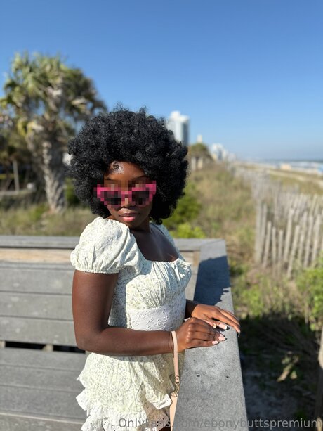 Ebonybuttspremium onlyfans leaked tits