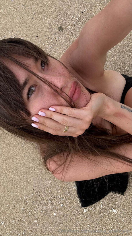 Sasha Araki Vip ass onlyfans