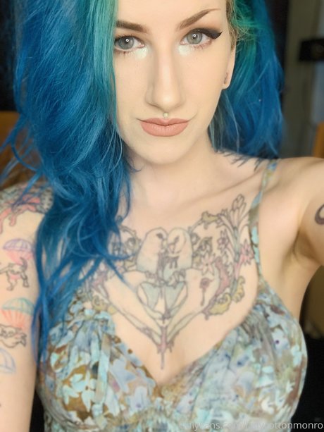 Cottontail Monroe leaked onlyfans.