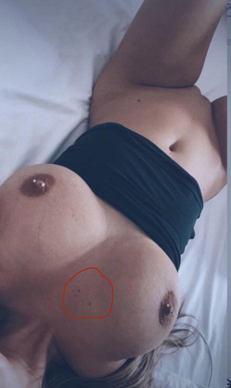 Emanuelle Charboneau_ onlyfans naked