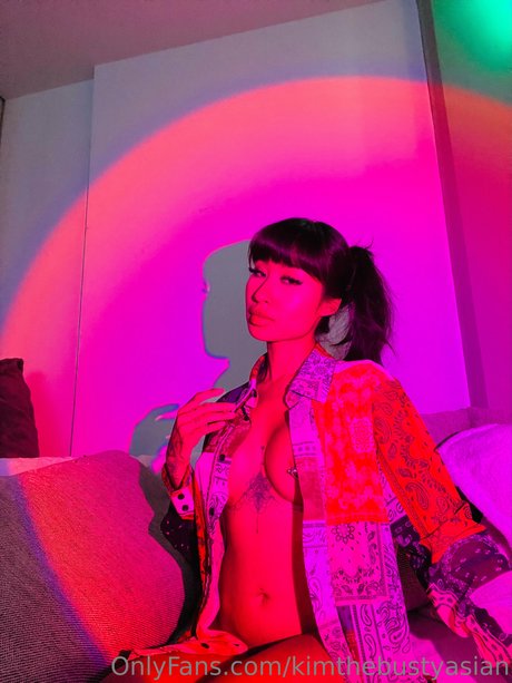Kimmy Kums_ onlyfans topless