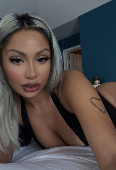 The La Flares onlyfans content leaked