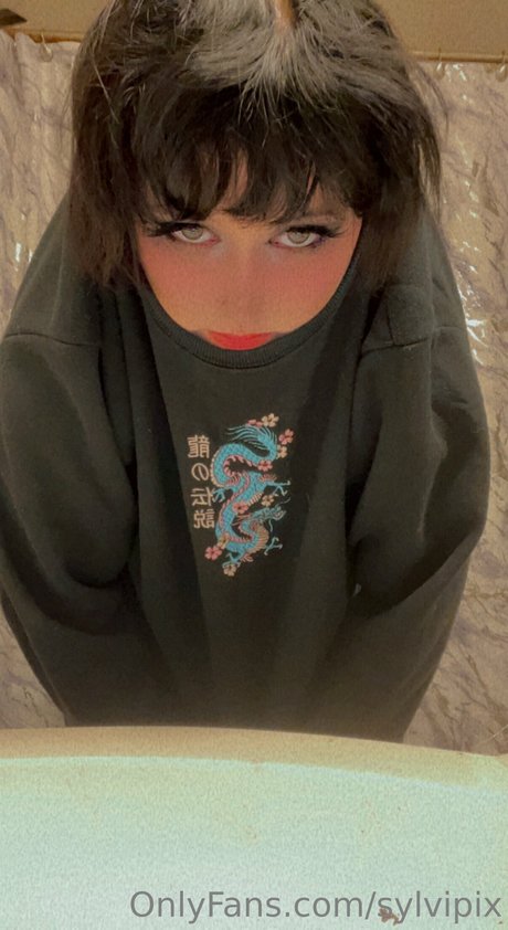 Sylvipix Young Goth Milf onlyfans archive