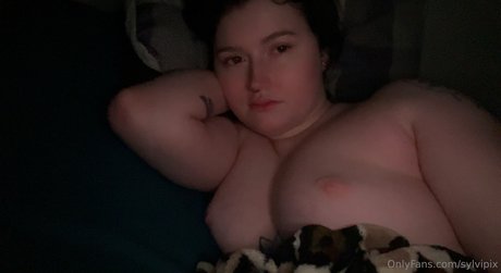 Sylvipix Young Goth Milf onlyfans leajs