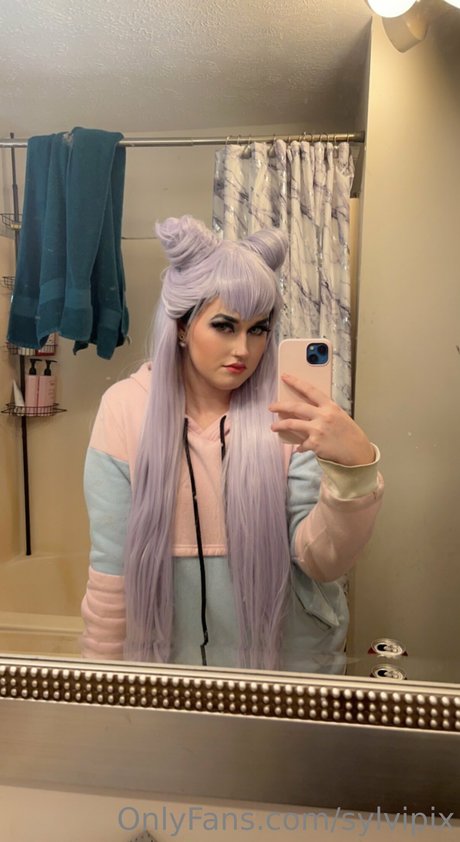 Sylvipix Young Goth Milf porn onlyfans