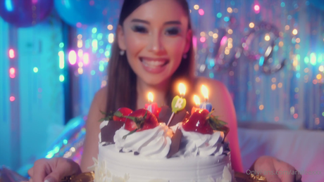 Aria Lee onlyfans model