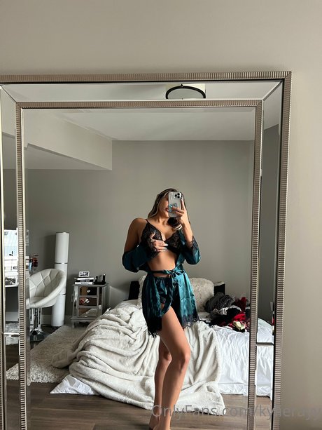 _Kylie Ray onlyfans nude content