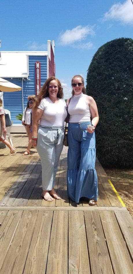 Faith And Courtney onlyfans