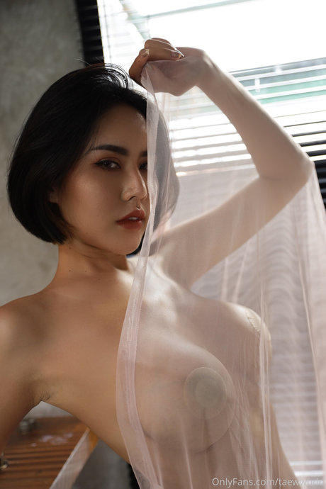 Taewwaw Kanyakan naked onlyfans leak