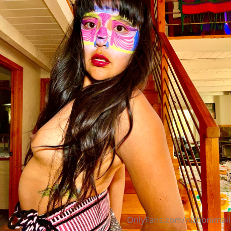 Nizhoni Maii onlyfans photo