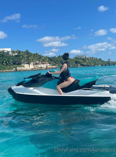 Jana Soss nude onlyfans leaked