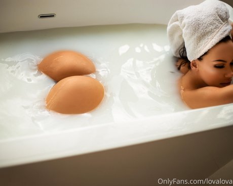 Lovalova nsfw onlyfans