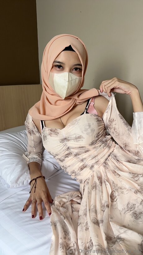 Sofiya Nur nude on onlyfans