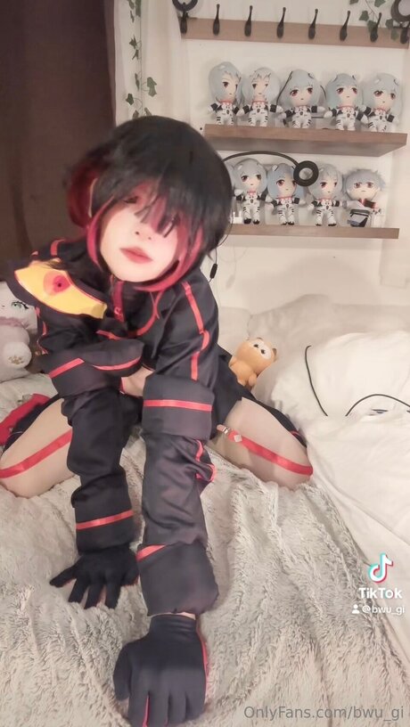 Bwu Gi onlyfans topless