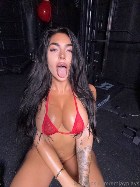 Emjayplays only fans leak