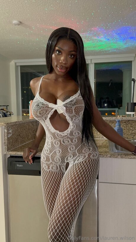 Lauren Wilson onlyfans nude leaked