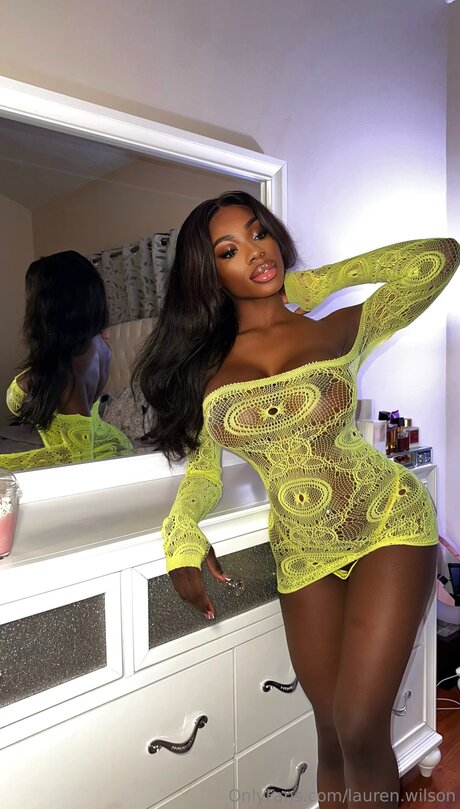 Lauren Wilson desnuda onlyfans