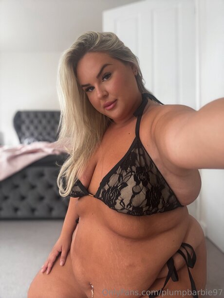 Plumpbarbie97 nude only fans