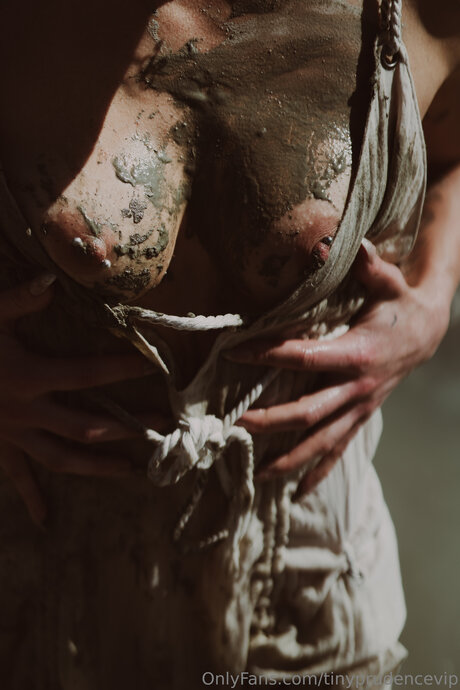 Tinyprudencevip onlyfans nude leak