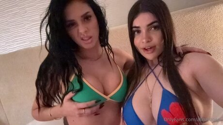 Alinaxrose xxx only fans